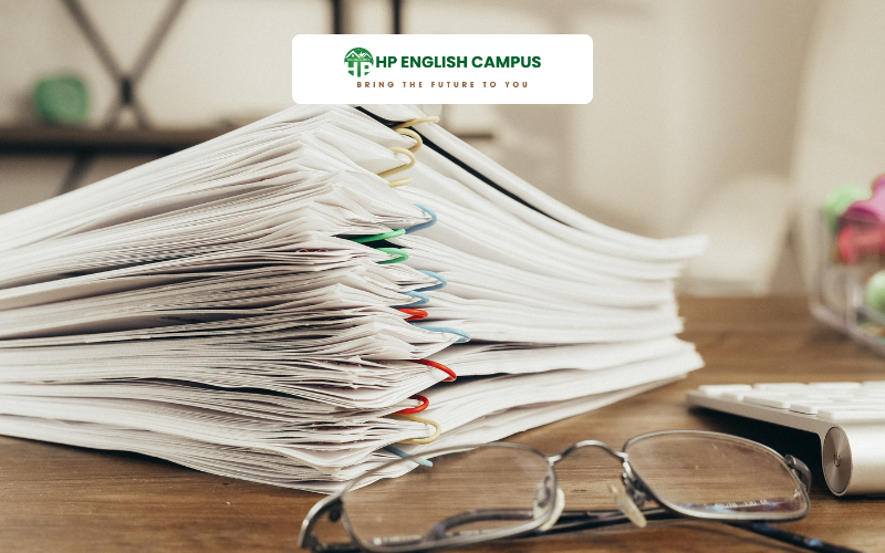 10 Bí Quyết Hiệu Quả Học Tiếng Anh Giao Tiếp 3 Chuẩn bị tài liệu