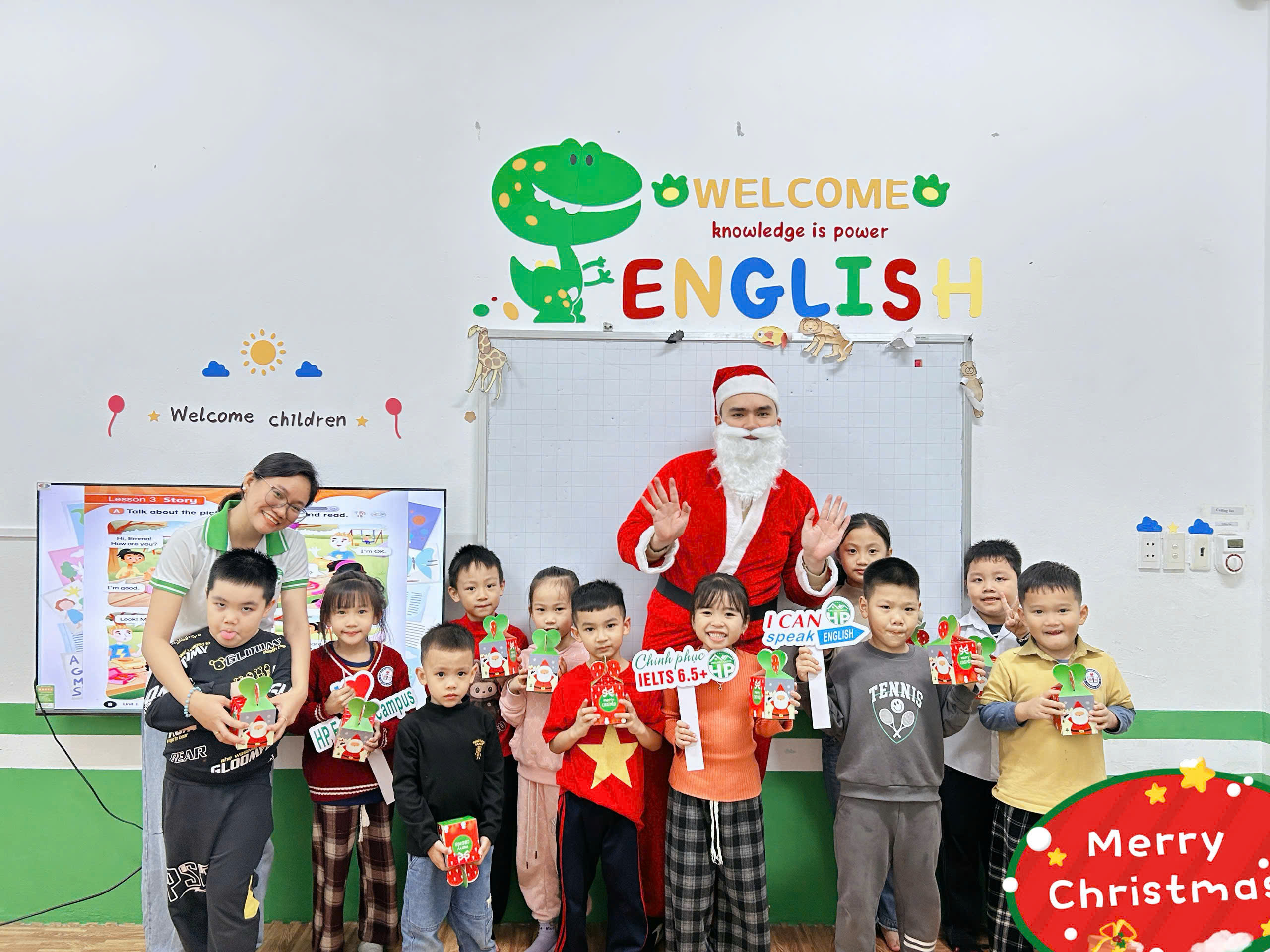 Lớp tiếng anh giao tiếp cho bé tại HP English Campus