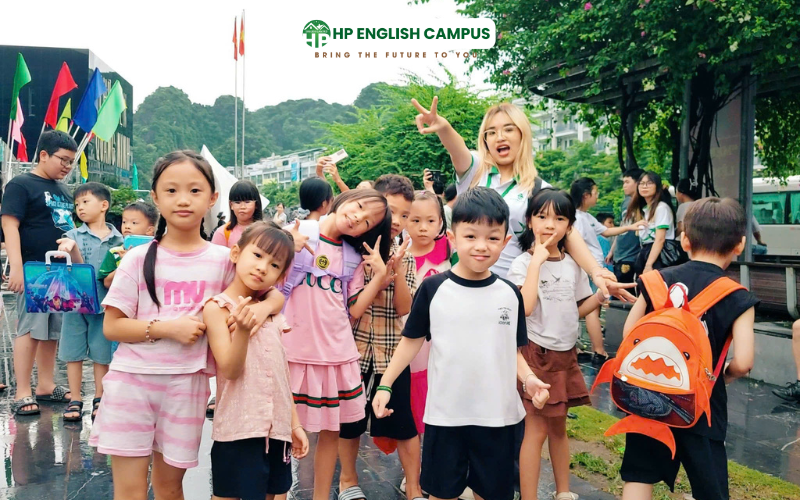 Trại hè tiếng anh giao tiếp giúp trẻ hoàn thiện kỹ năng xã hội