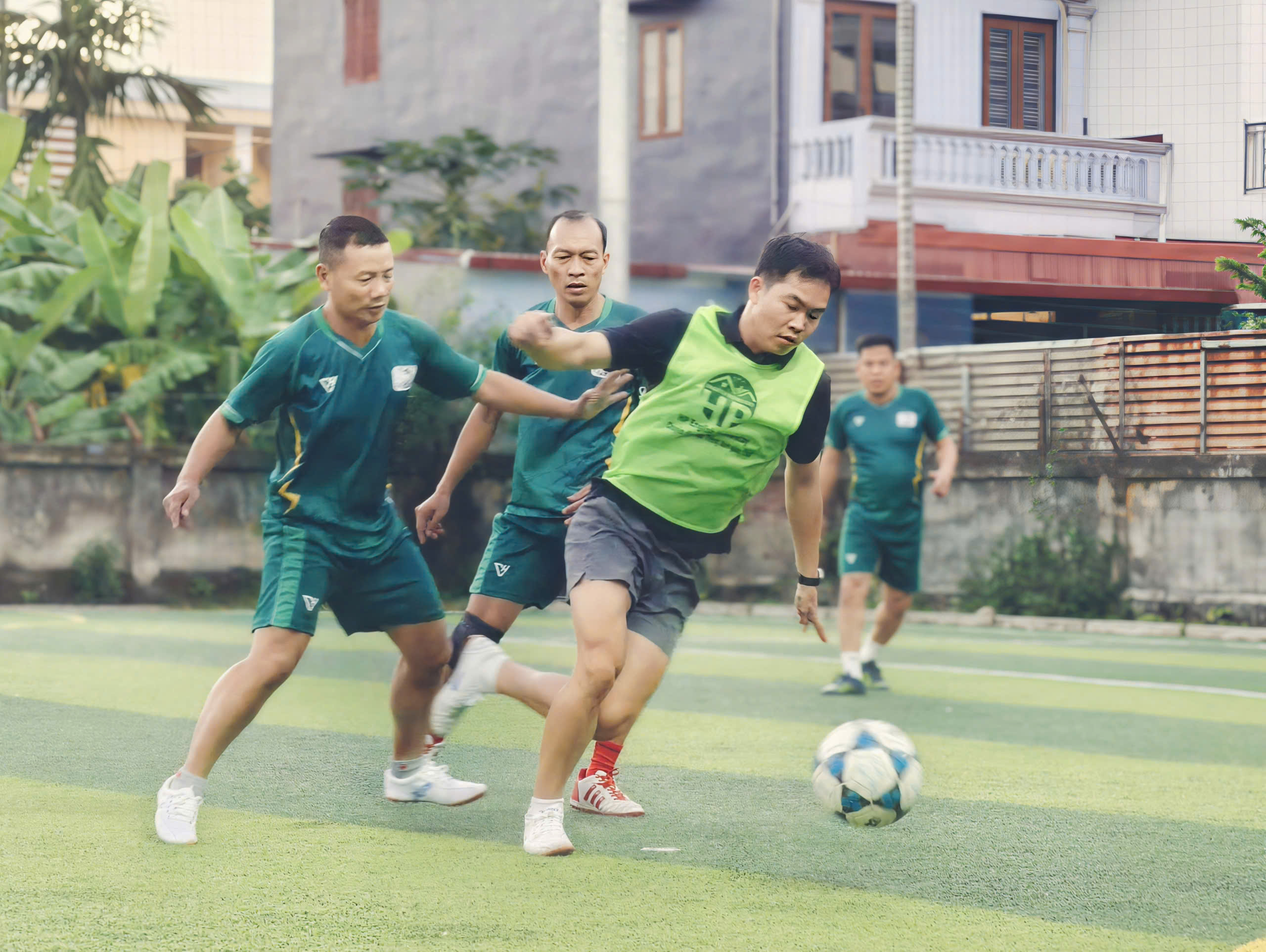 5 lợi ích khi học IELTS tại HP English Campus 2 Hoạt động thể thao nâng cao giao tiếp