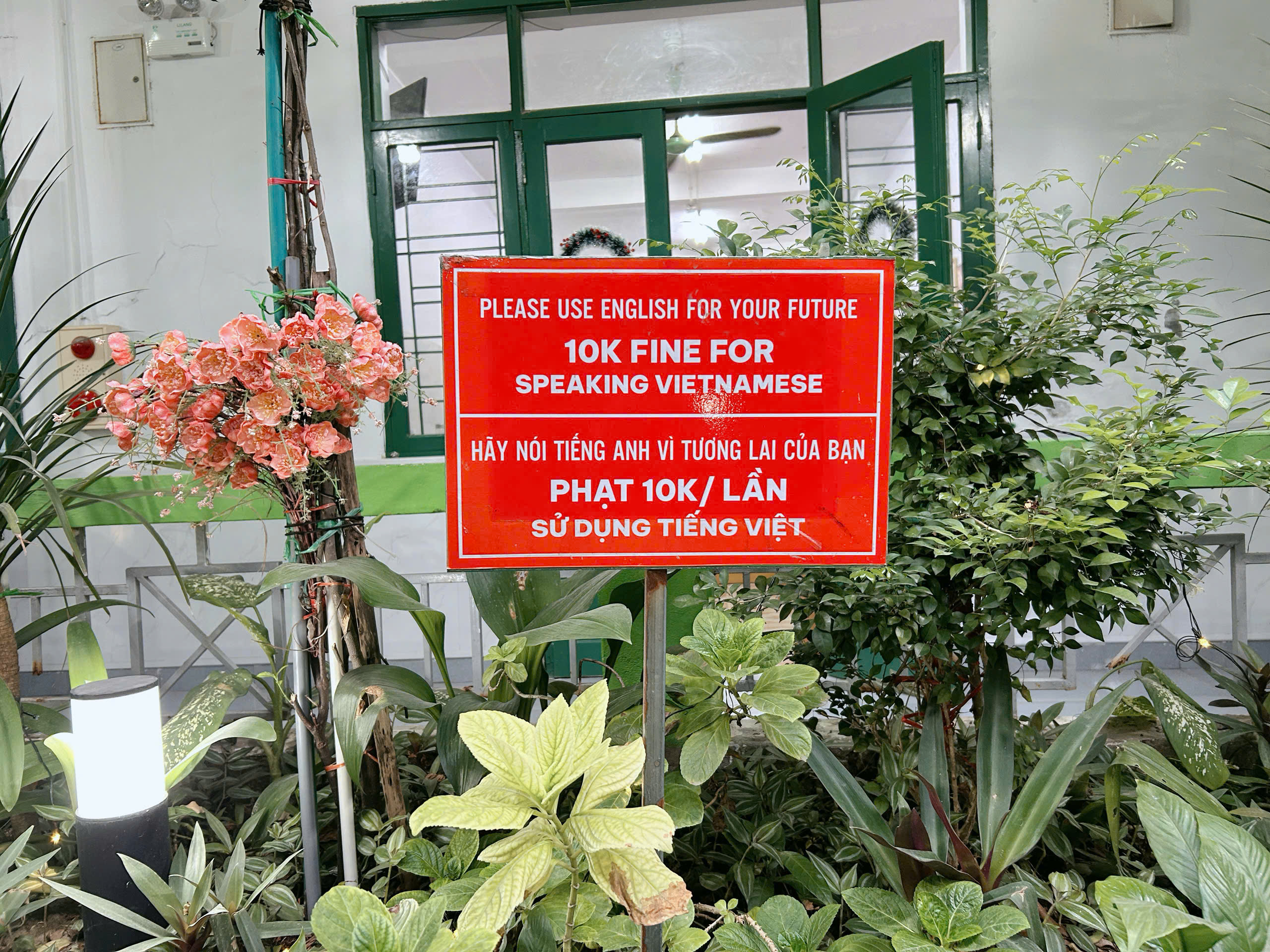 Khóa Học Tiếng Anh B1 Tại HP English Campus: Học Thực Hành Chuyên Sâu, Giao Tiếp Thực Tế Mỗi Ngày 4 Môi trường tiếng anh 100%