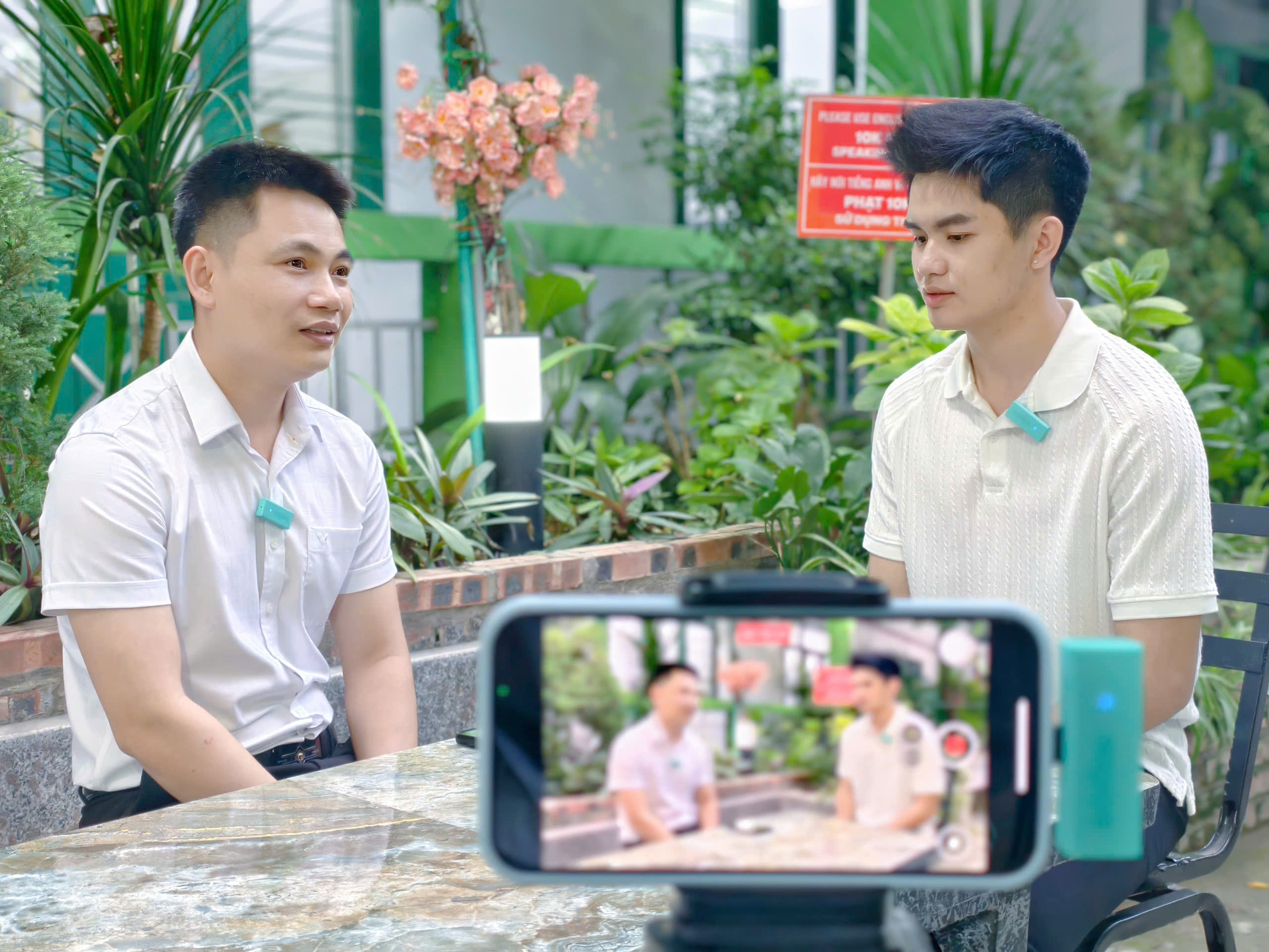 Trò chuyện chủ đề cuộc sống hằng ngày