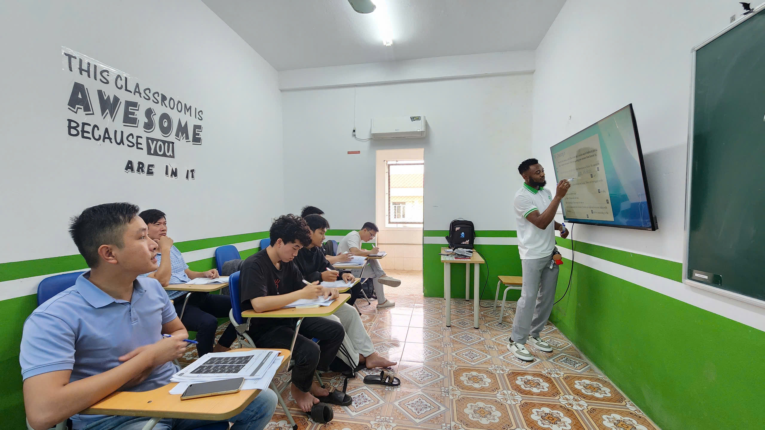 yếu tố quyết định học tiếng Anh giao tiếp