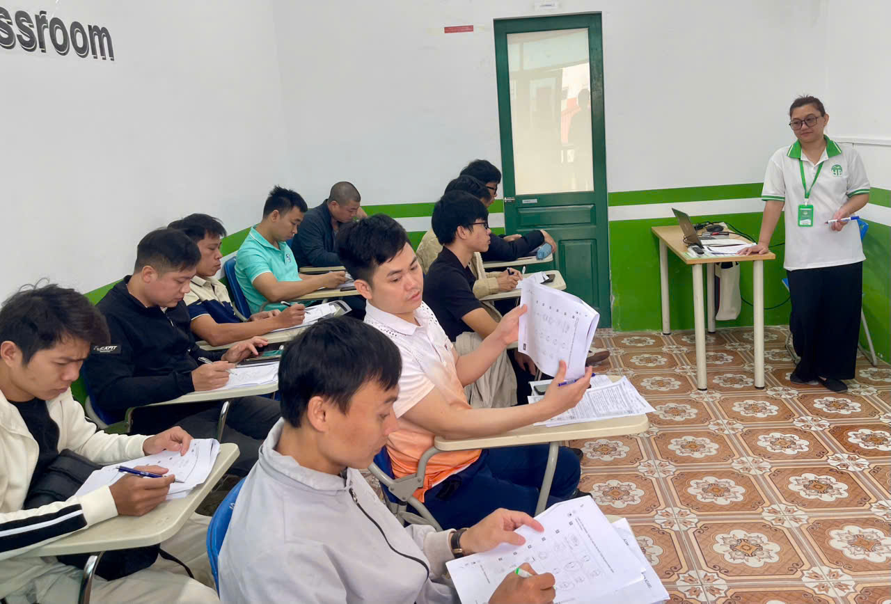 Lớp học tiếng anh thuyền viên tại HP English Campus