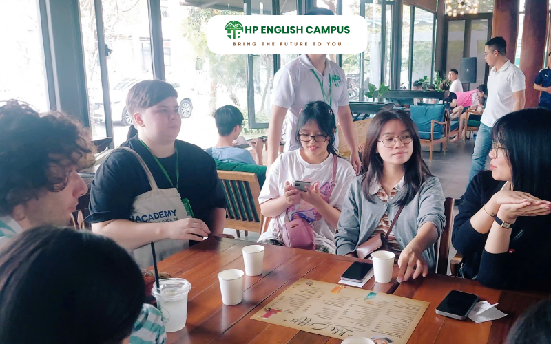 Tự tin giao tiếp với giang viên đến từ đa quốc gia