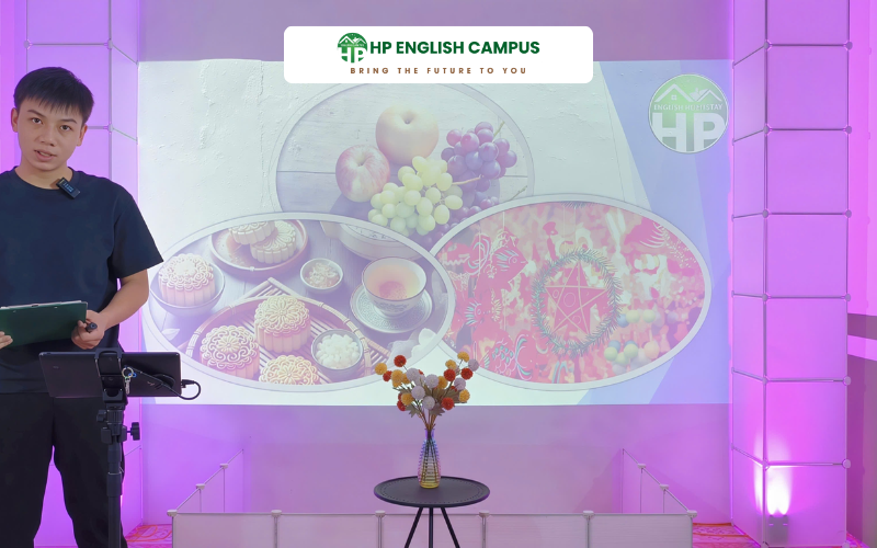 Tiếng Anh Giao Tiếp Hải Phòng: Cách Ghi Nhớ Mẫu Câu Hiệu Quả 3 Học theo các chủ đề thực tế hằng ngày