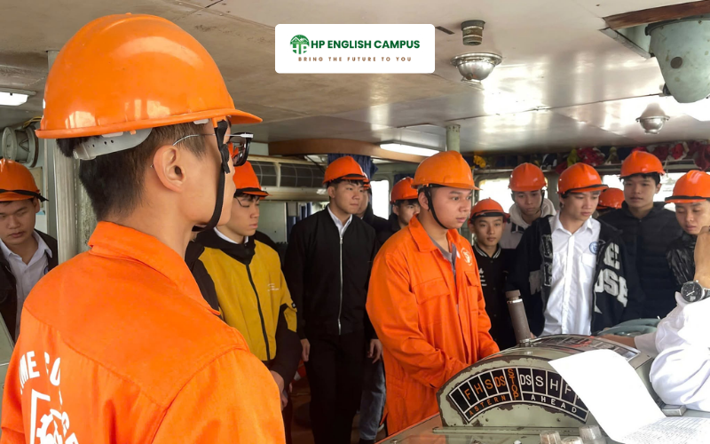 Kinh nghiệm giao tiếp với đồng nghiệp quốc tế trên tàu 3 Giao tiếp tiếng anh rõ ràng