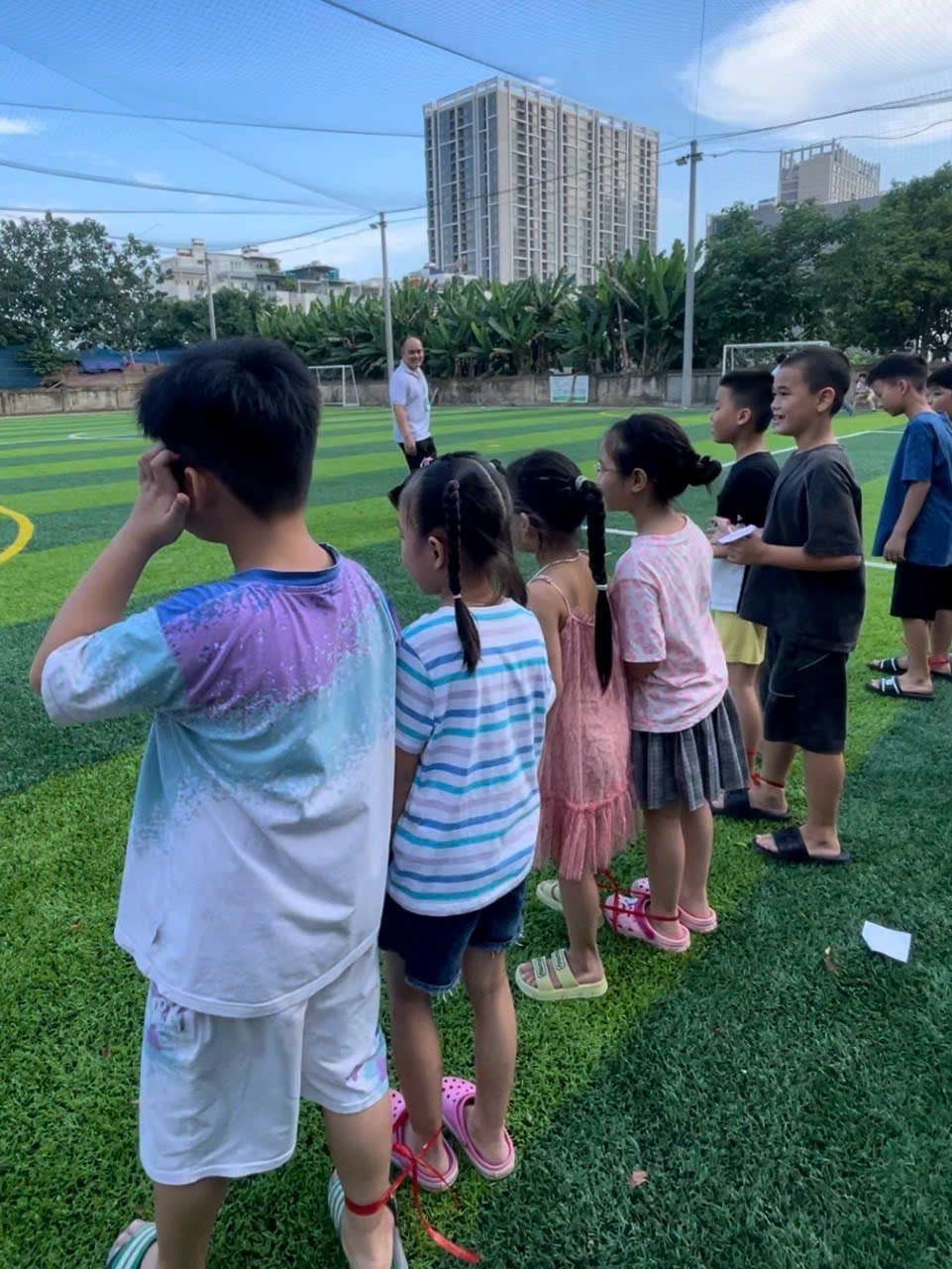 trại tị nạn cho bé tại phòng hải quân