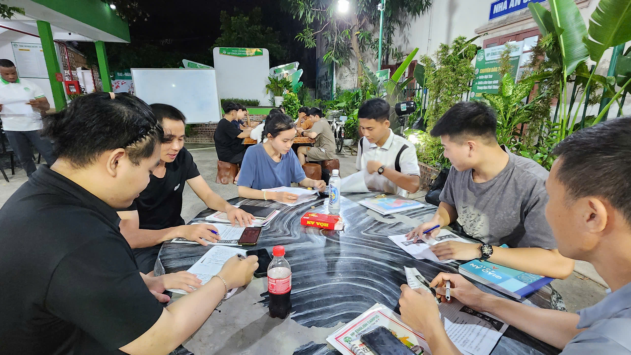 Khoa hoc IELTS 6.5 va 7.0 3